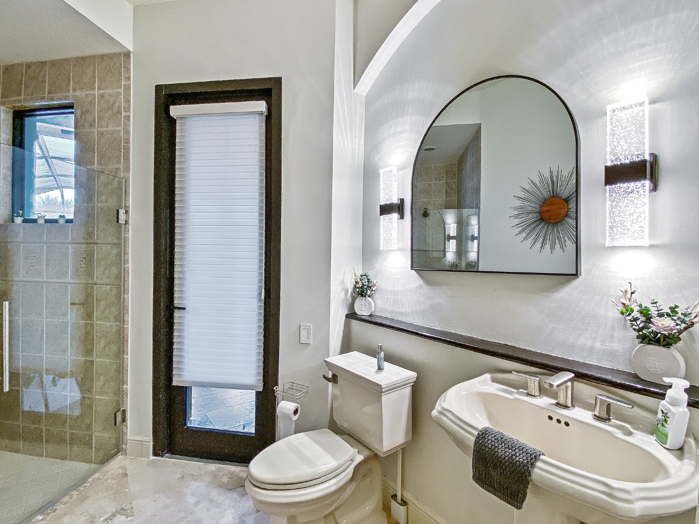 18989 SE Windward Island Lane Interior (18) (Large)